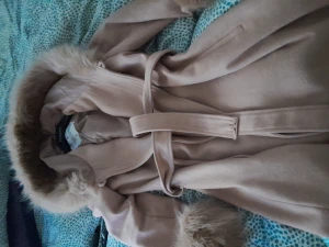 ÄKTA Chiara forthi Milano och Adidas limited  - Stl 38 men mer som en 36/38 knappt använd. Adidas stl s knappt använd