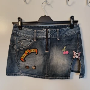 Replaykjol - Supersöt minikjol från replat som är sparsamt använd❤️ midja: 40 cm