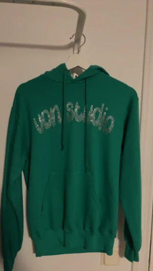 Vonstudio - Ej använt. Köpt från vonstudio.