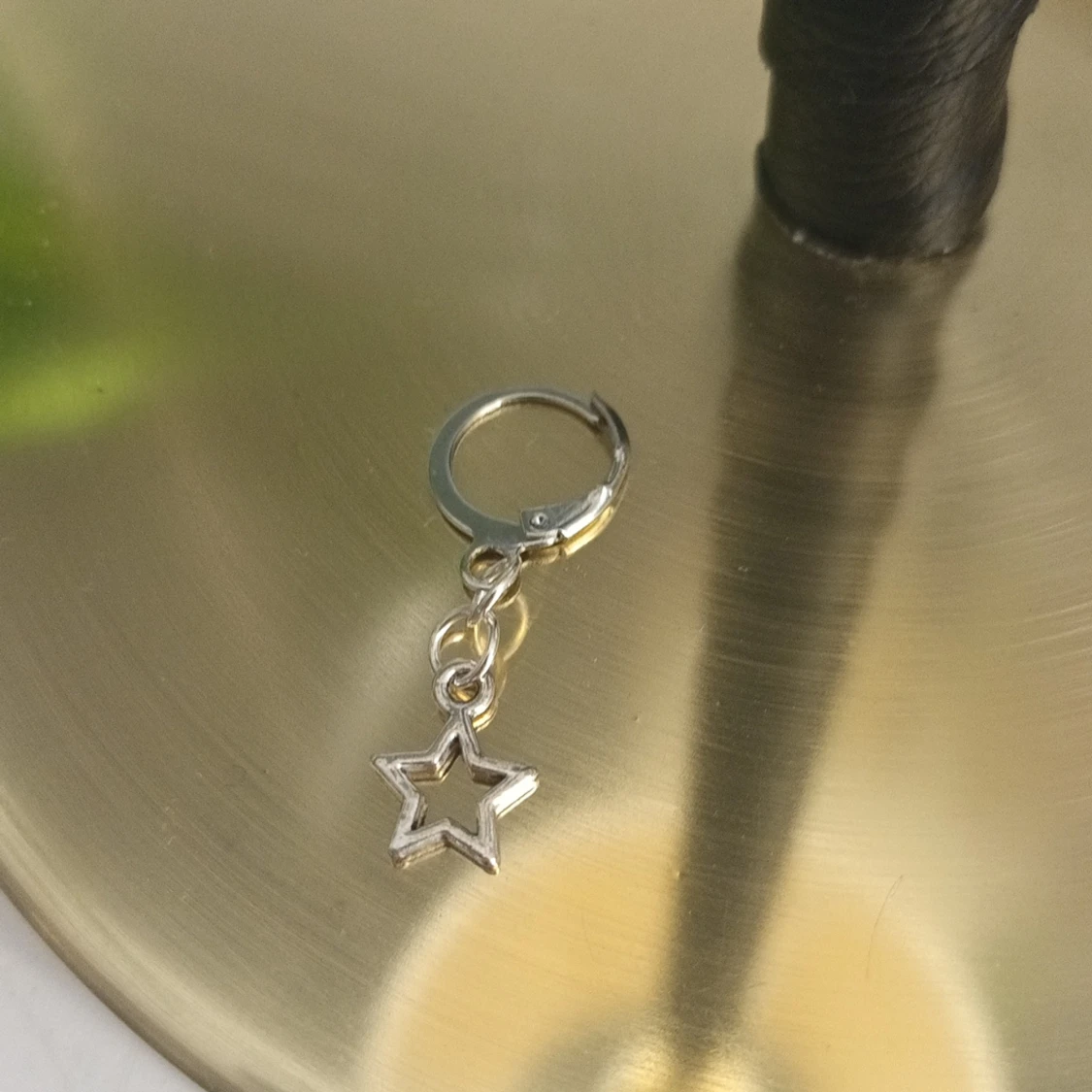 2 enskilda örhängen  - 91