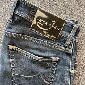 Extremt limiterade Jacob Cohen jeans (endast 382 gjorda i denna Model) nypris på dessa är över 6000kr