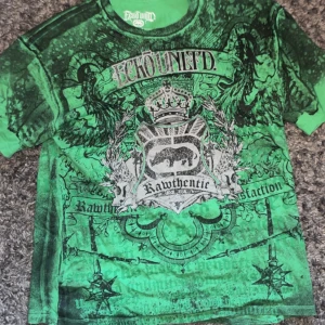 ECKO / ECKÖ UNITED T-Shirt - Topp skick, använt max 10 gånger men har blivit för stor för mig. Riktigt fet tröja😤