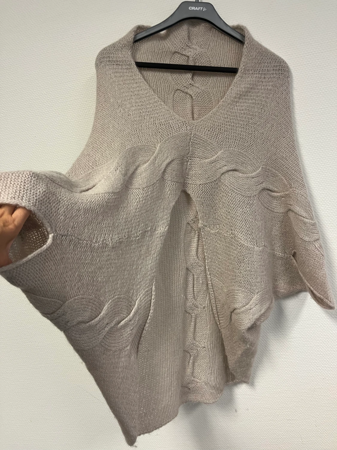 Stickad tröja/väst - 90