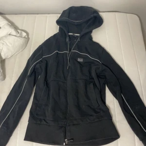 Hugo boss kofta  - Hugo boss hoodie me draghtjedja svart storlek smal
