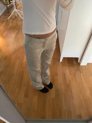 Kostym byxor/chinos - Jätte snygga kostym byxor/chinos storlek 36(passar nog även 34) Buda💕💕