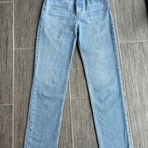 Levis Jeans - Jeans i nyskick. Storlek 23/31