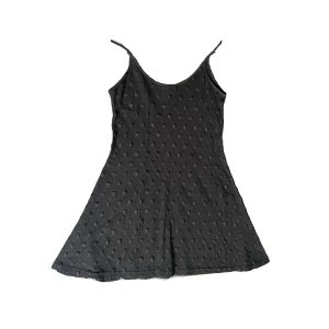 Meshklänning - Söt meshklänning köpt secondhand, knappt använd av mig, men i använt skick! Köparen betalar för frakten och katt finns i hem 🏠