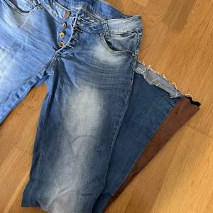 Lowwaisted jeans köpta secondhand 