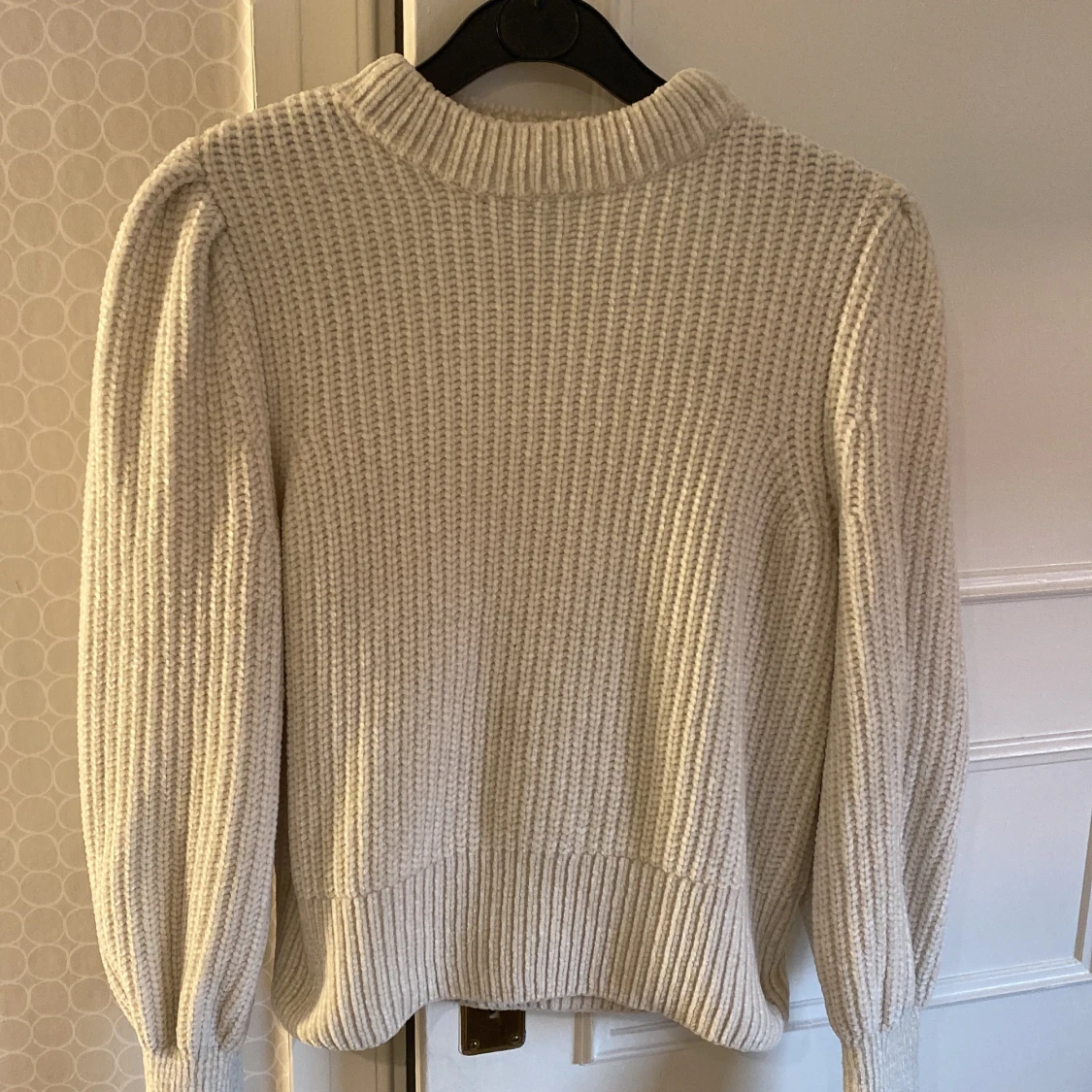 Stickad/tjock tröja