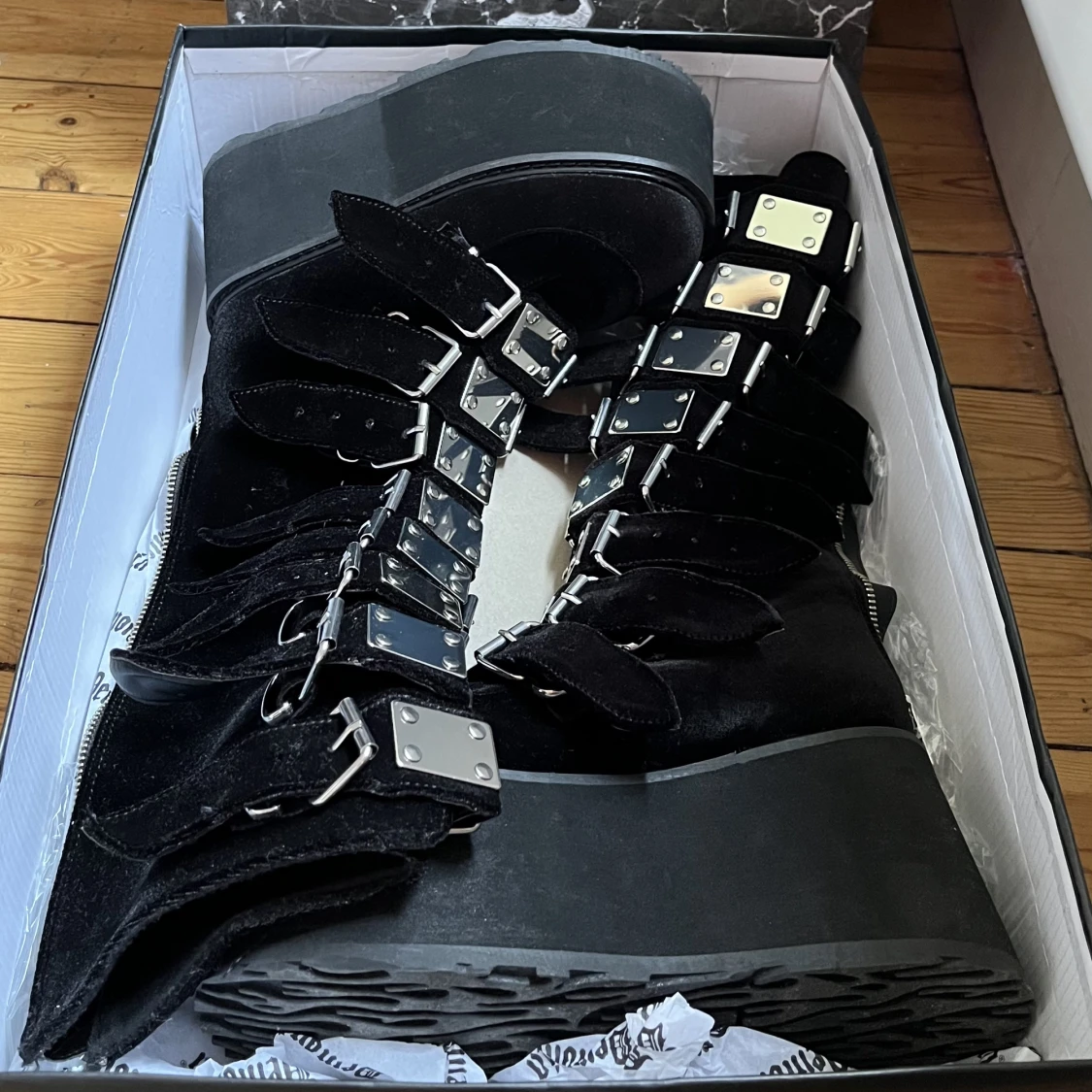 REA! DEMONIA VELVET MORPHEUS PLATFORM BOOTS DAMNED 318