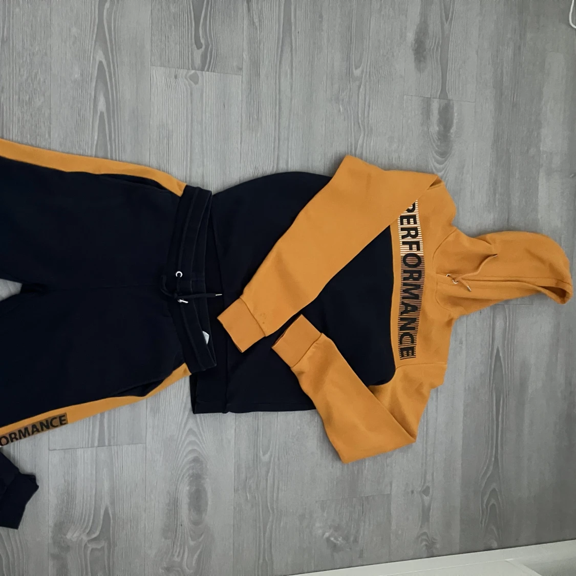 Performance dress - 90