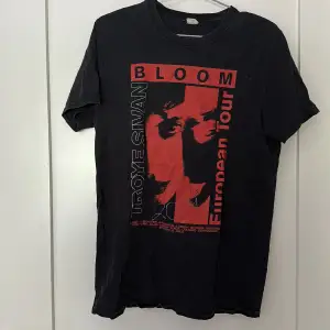 Troye Sivan Bloom T-shirt köpt på hans konsert i Stockholm, strl M. 