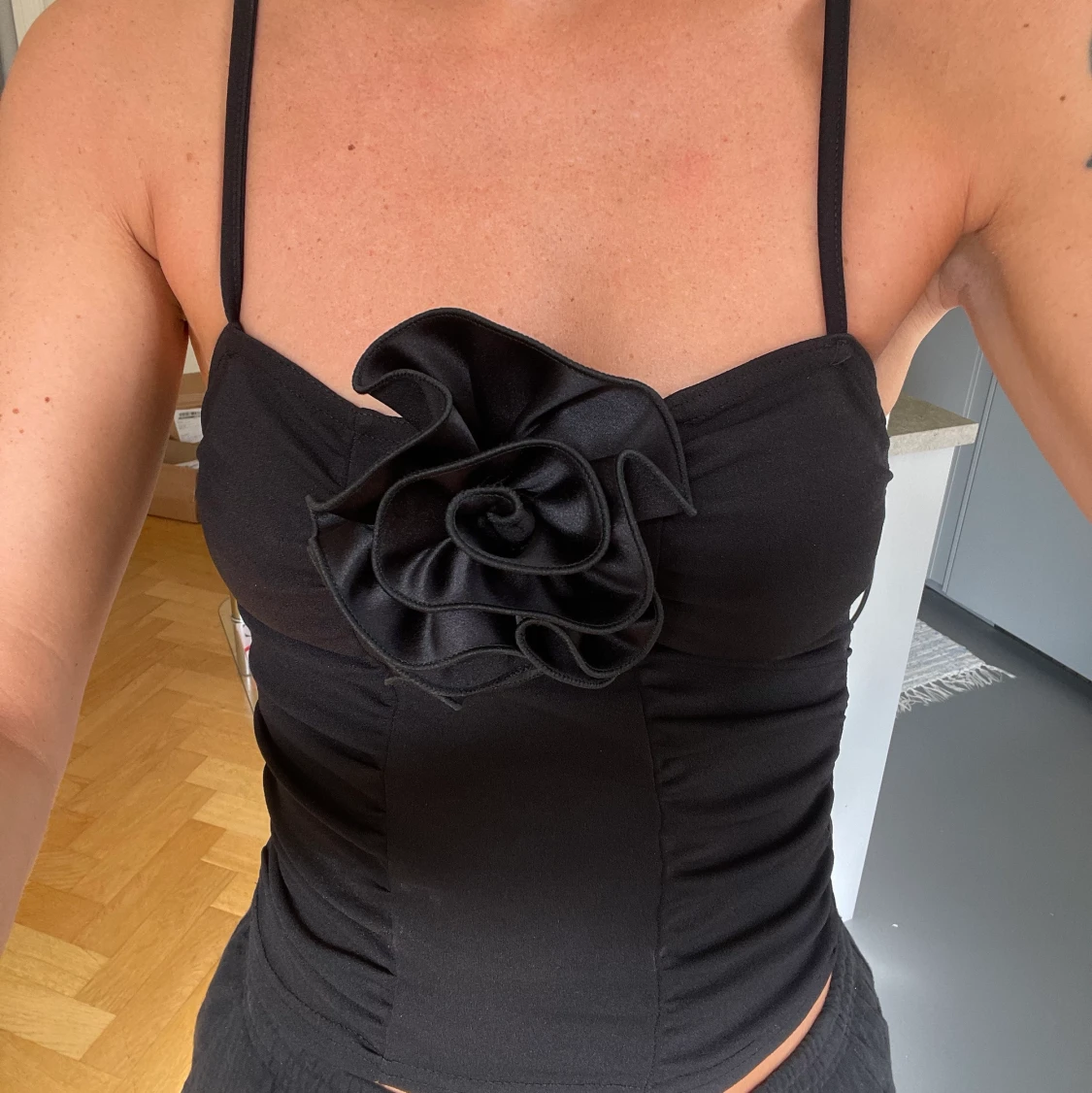 Topp med blomma - 90