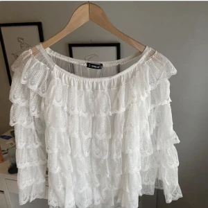 Unik plisserad blus - Superfin blus som är väldigt unik samt att jag fått väldigt mycket komplimanger för den 😍😍  