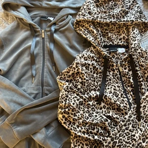 Tröja  - Hej säljer två tröjor/ koftor från Gina i st S. Använt fåtal gånger och dom har inga skador. Säljer båda för 150 och en för 80. Frakt tillkommer!