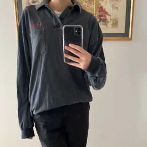 Tröja - En snygg grå tröja i storlek L från Best in town! 