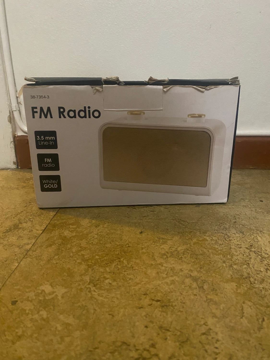 FM radio - 90