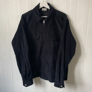 Yôke Manchester jacka - Svart jacka i manchester Oanvänd 