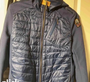 Parajumper cardigan  - Säljer en äkta Parajumper cardigan pga att jag inte använder den längre.  Size Y-L (S) (passar m)  Frakt står köparen för.  Kvitto finns! Nypris 3799kr mitt pris 1800!!!