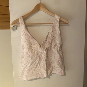 Topp - Egensydd topp/blus  Så söt och fin