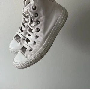 Converse  - Converse i stl 37 bra skick❣️