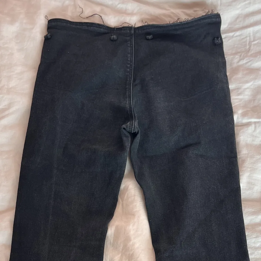 Lågmidjade bootcut byxor (om sydda) ⭐️. Jeans & Byxor.