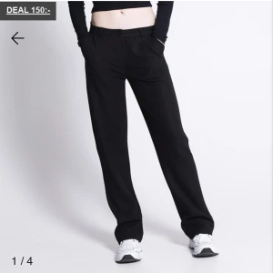 Kostymbyxor - kostymbyxor från lager157 i bra skick då jag ej använt de så ofta. Är bra längd för någon som är runt 165-170!🤘🏻