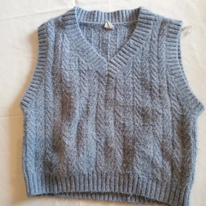 Tröja - En jätte fin skickad topp som inte kommer till användning något ting länger💗