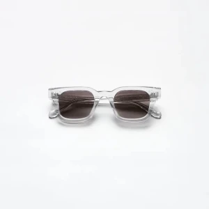 Chimi Glasögon 04 Grey  - Jag säljer dessa super populära gråa 04 chimi glasögon som knappt har kommit till användning. Säljer pga av att jag vill köpa en annan modell💕 De är i nyskick, inga repor, köpta nyligen. Skriv privat för fler bilder och mer info🙌🏻