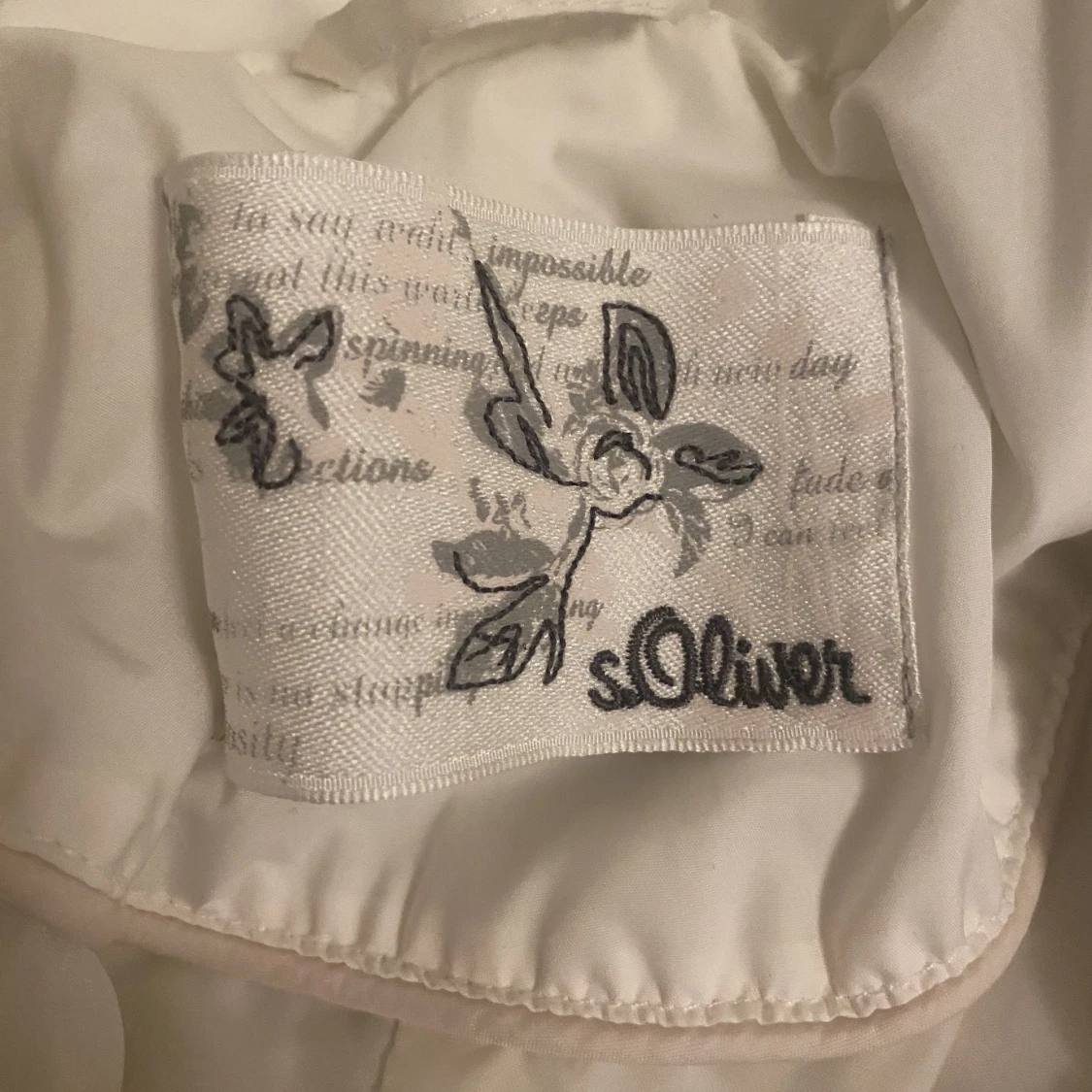 Väst med pälsluva - 91