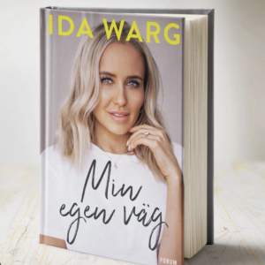 Säljer en Ida warg bok ”dethär är mitt liv” då jag redan läst den🫶 boken är i nyskick