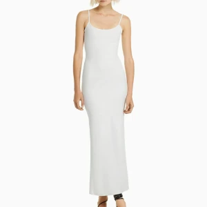 Skims dupe - Vit skims dupe från Bershka i storlek xs