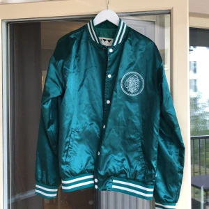 Tunn jacka - En tunn jacka från Junkyard i fint skick.