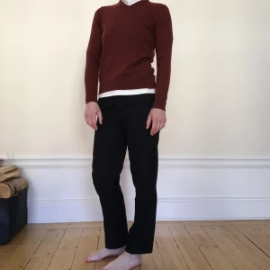 Kofta 100% fine wool från Zara - Vinröd ulltröja från zara Strl xs  