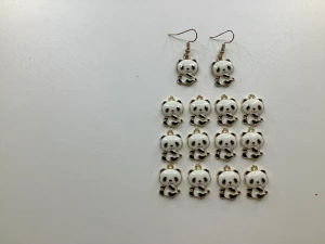 Panda berlocker - Superfina panda berlocker 🐼kontakta mig vid pris  