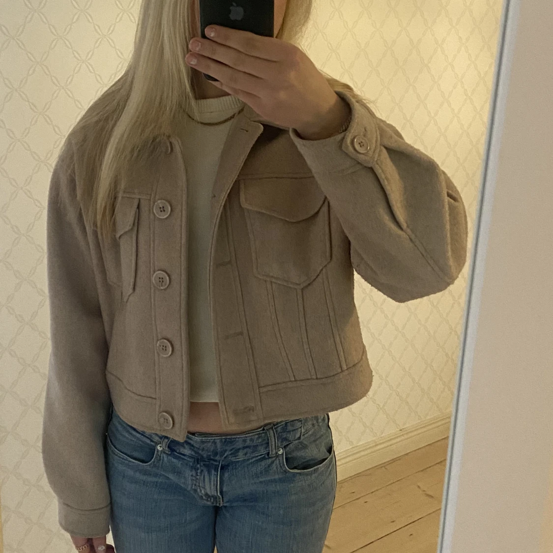 Beige Jacka