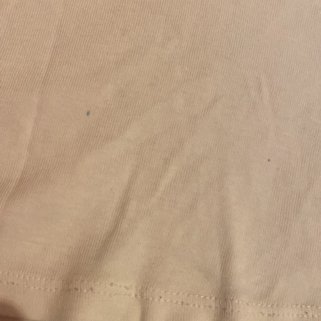 Säljer den här tröja, jätte fin använt 5 gånger ungefär, skriv för fler bilder💕💕 - 91