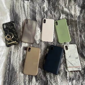 Mobilskal!! - Säljer mina gamla mobilskal, passar iPhone X. Från ideal of sweden, holdit mm. 150 kr för alla!!