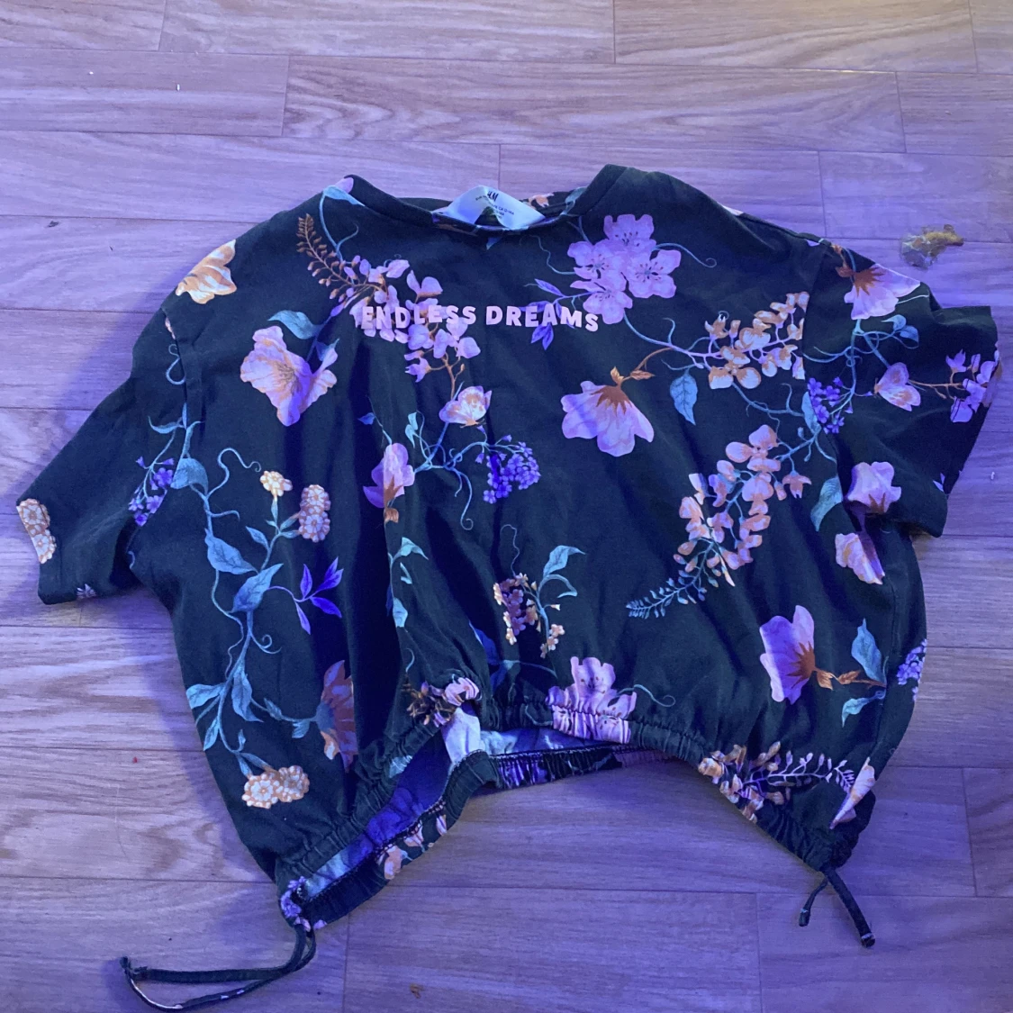 Söt topp med blommor 🌺 