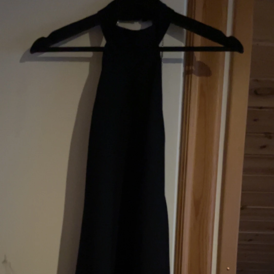 Svart klänning från bikbok