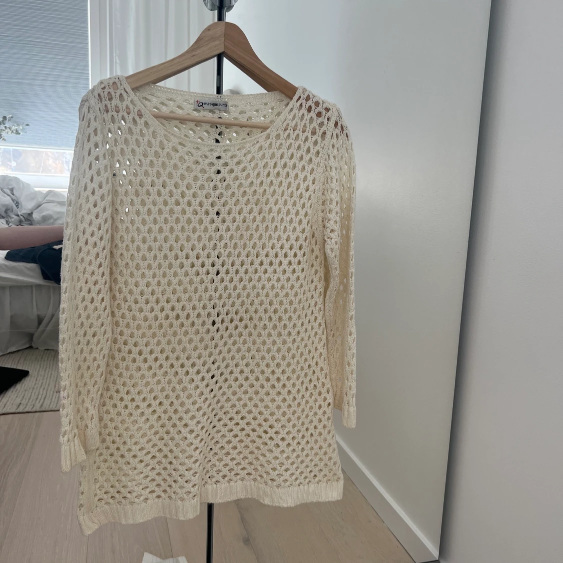 Stickad strandklänning