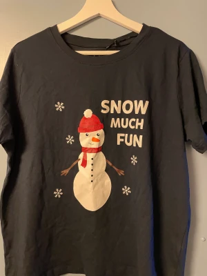 Jul T-shirt  - Oanvänd jul T-shirt 