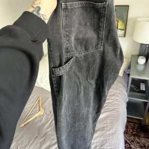 Big boy worker - Tjo, säljer mina big boy worker, ganska damaged i heelen, storlek medium