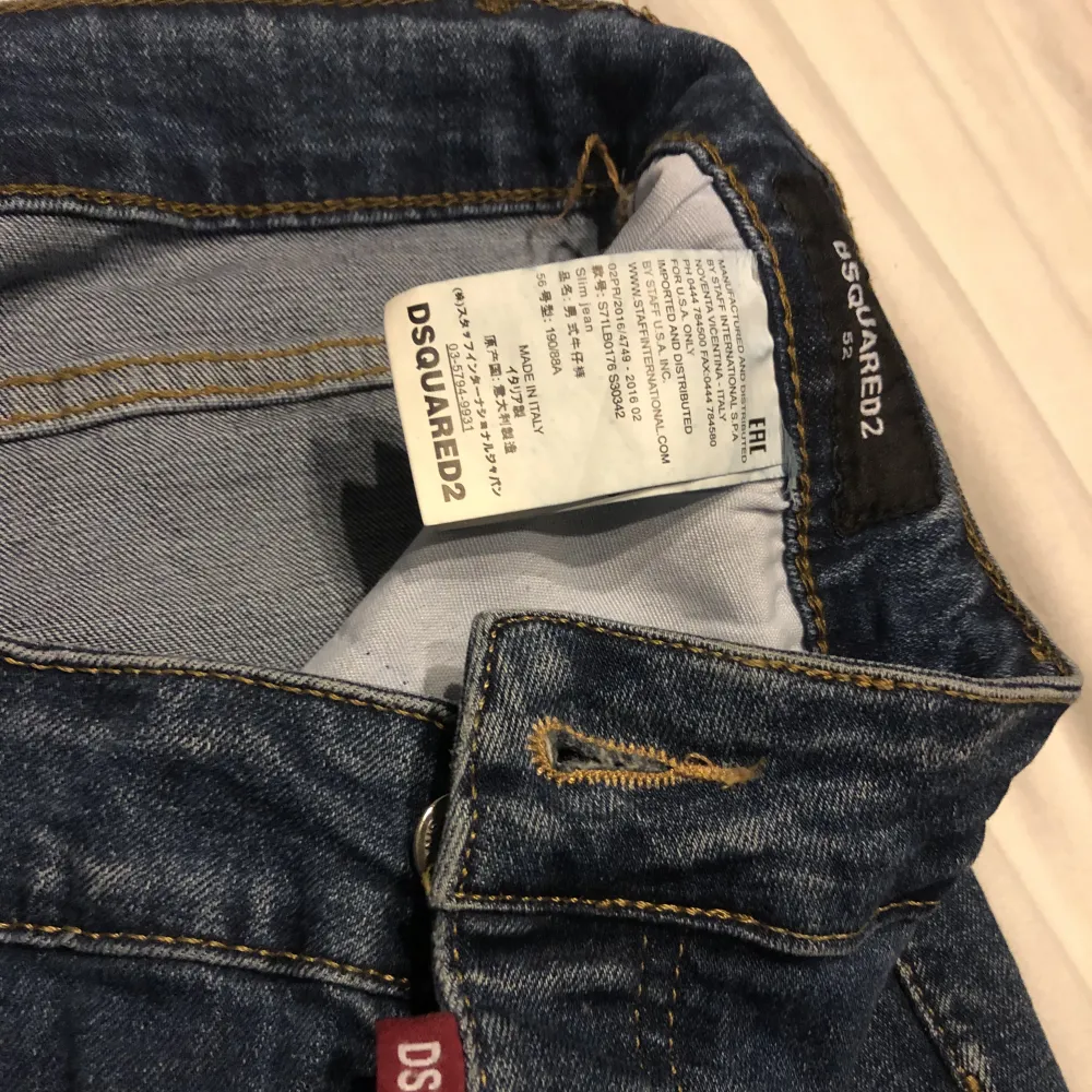 Ett par fina dsquared2 jeans andvänt ett par gånger . Jeans & Byxor.