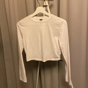 Topp - vit shein topp, inga fläckar