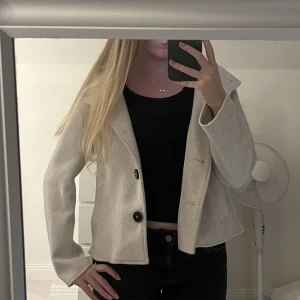 Höst/vårjacka - Superfin vår/höstjacka från ONLY. I toppen skick!