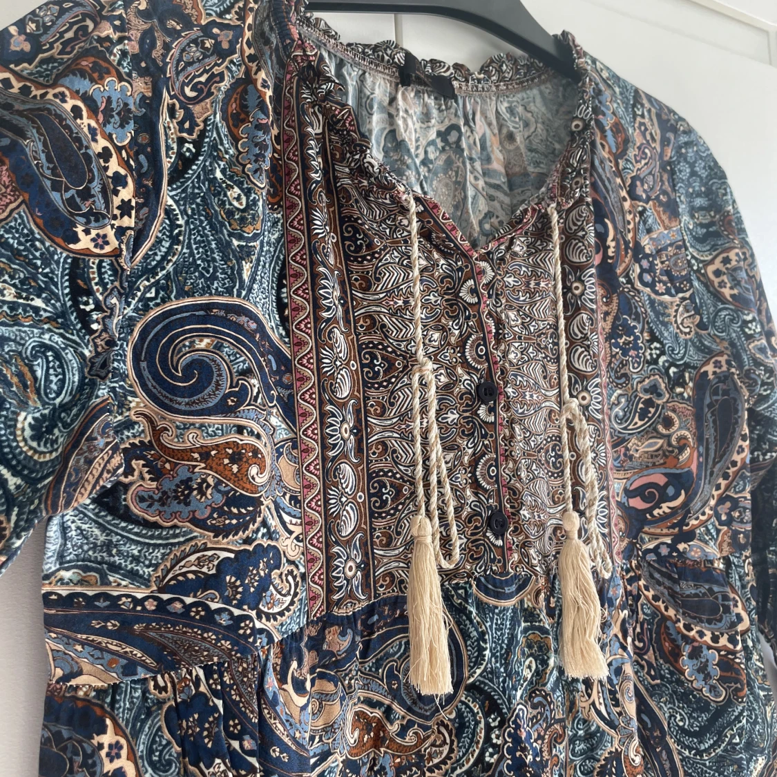 Mönstrad maxiklänning  - 91