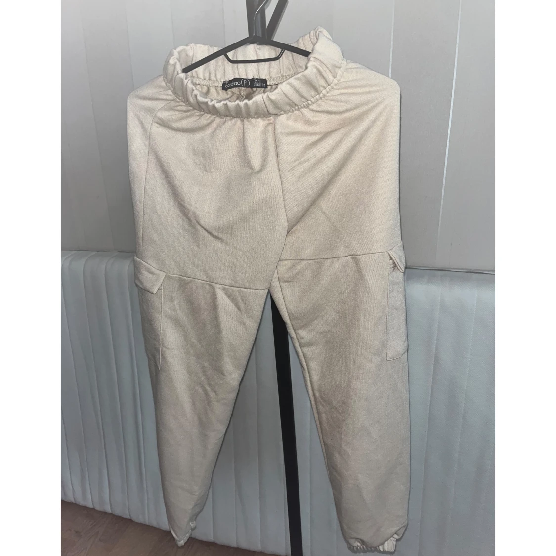 Petite mjukisbyxor med fickor - 90