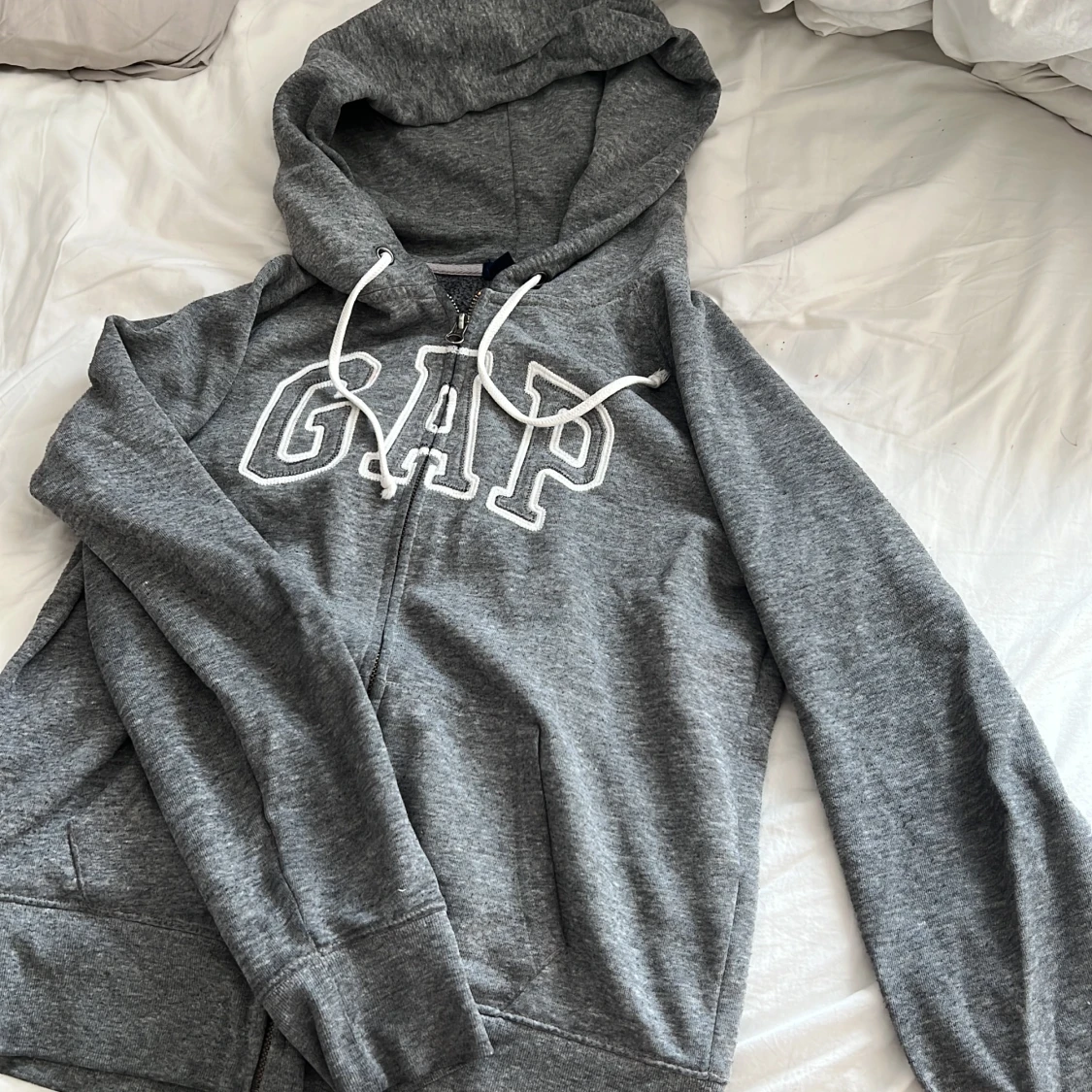 Gap hoodie