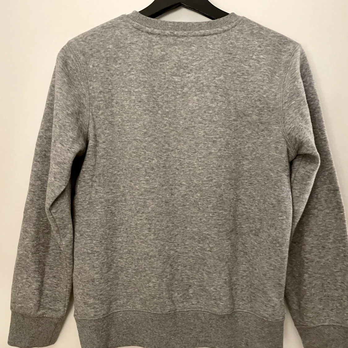 Levi’s sweatshirt - 90